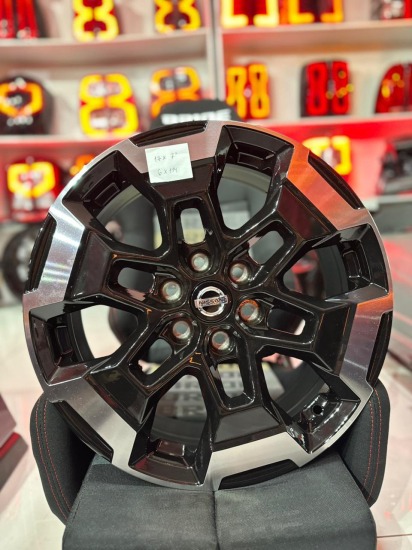 LLANTA NISSAN 6X114 ARO 17´´
