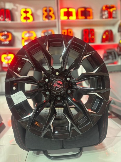 LLANTA ARO 18 NEGRO CON GRIS EXCLUSIVO FUEL 6X139