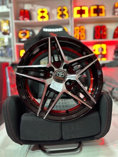 LLANTA 4X100 ARO 14´´ CON BORDE ROJO